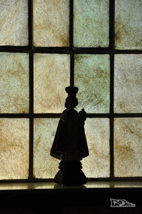 Uma Santa, na Igreja Nossa Senhora das Dores, em Porto Alegre, no Rio Grande do Sul